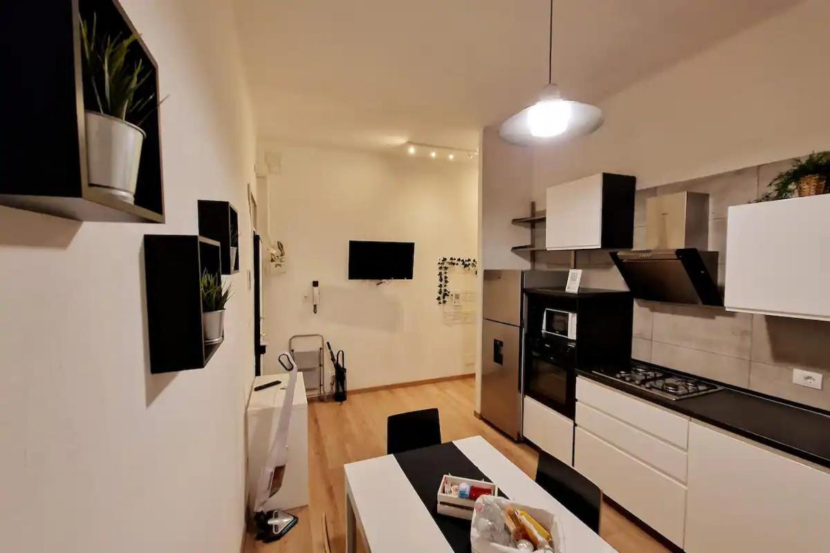 Fiera Station Apartment Bologna Luaran gambar